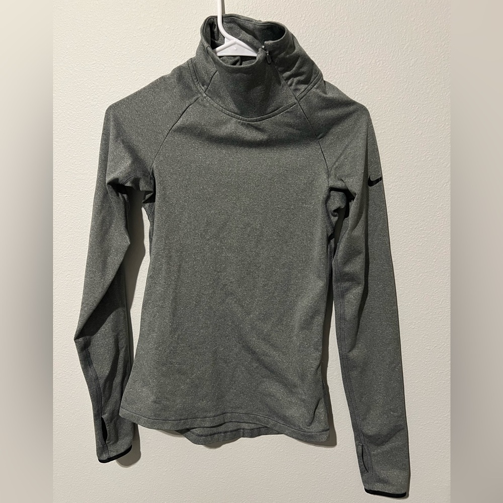 Nike Tech Fleece gray sz Small